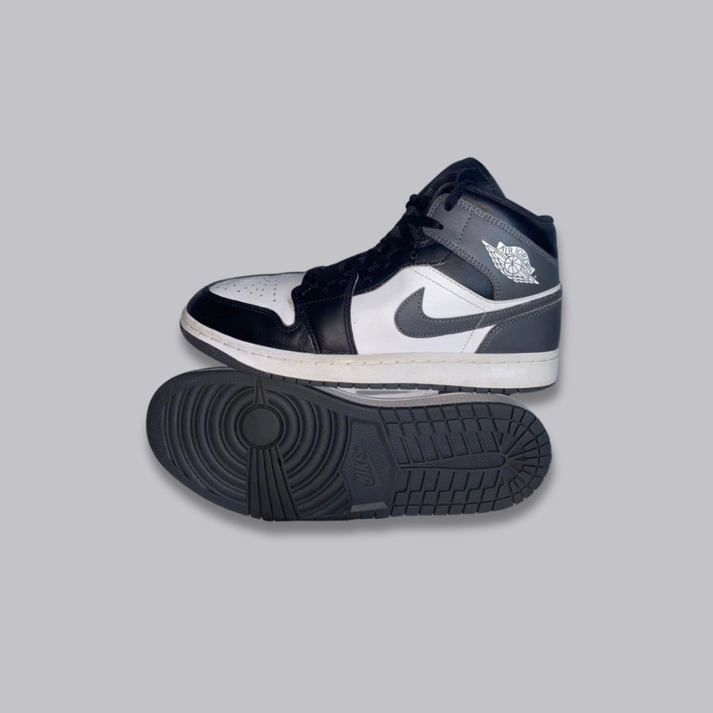 Nike Air Jordan 1 Mid