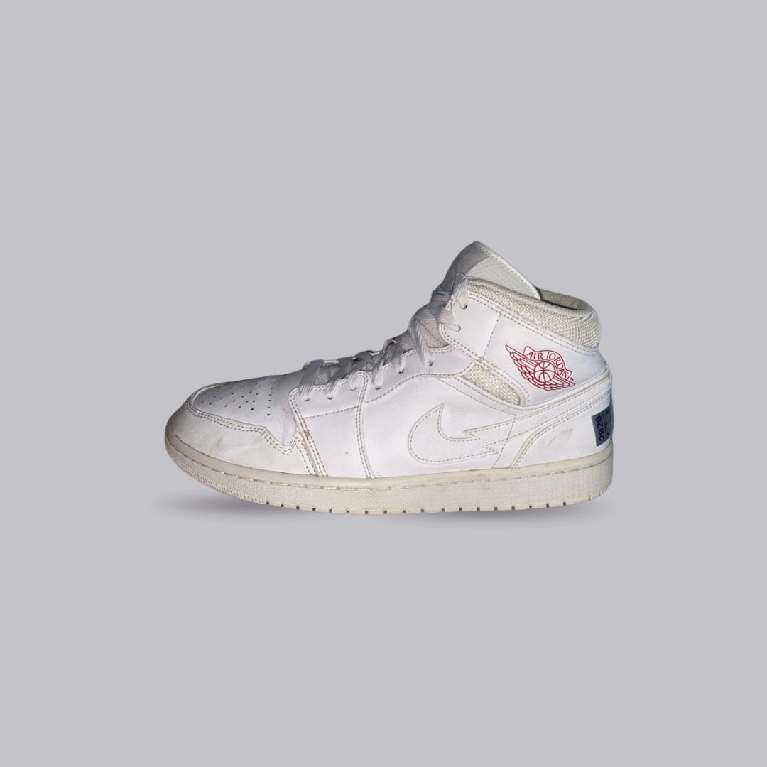 Nike Air Jordan 1 Mid SE